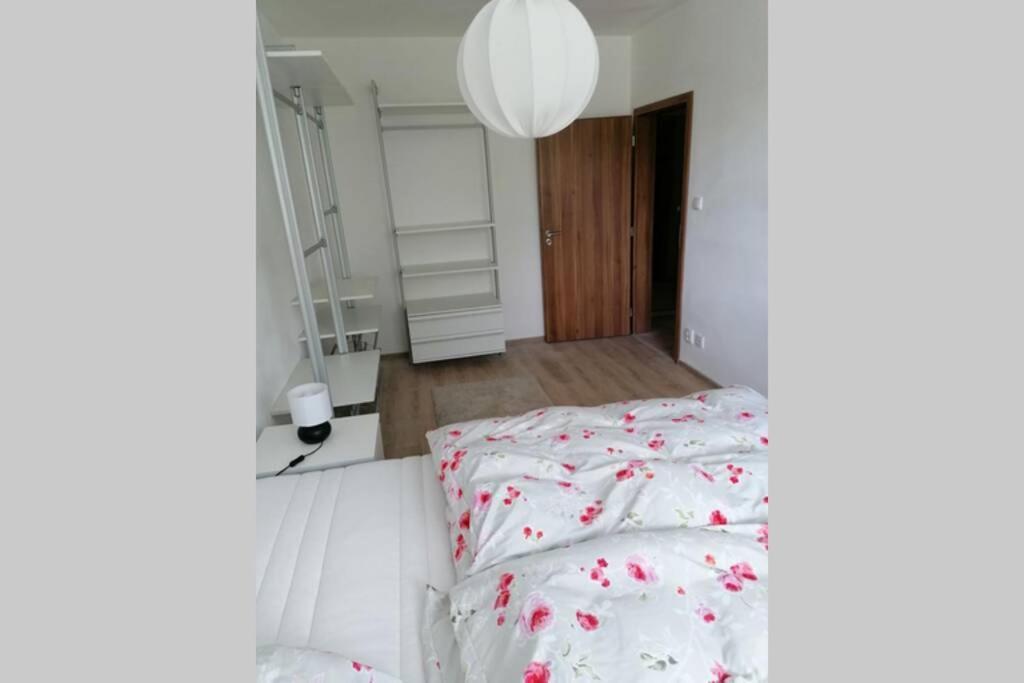 Apartman Blizko Hlavnej Stanice A Centra Mesta Bardejov Eksteriør billede